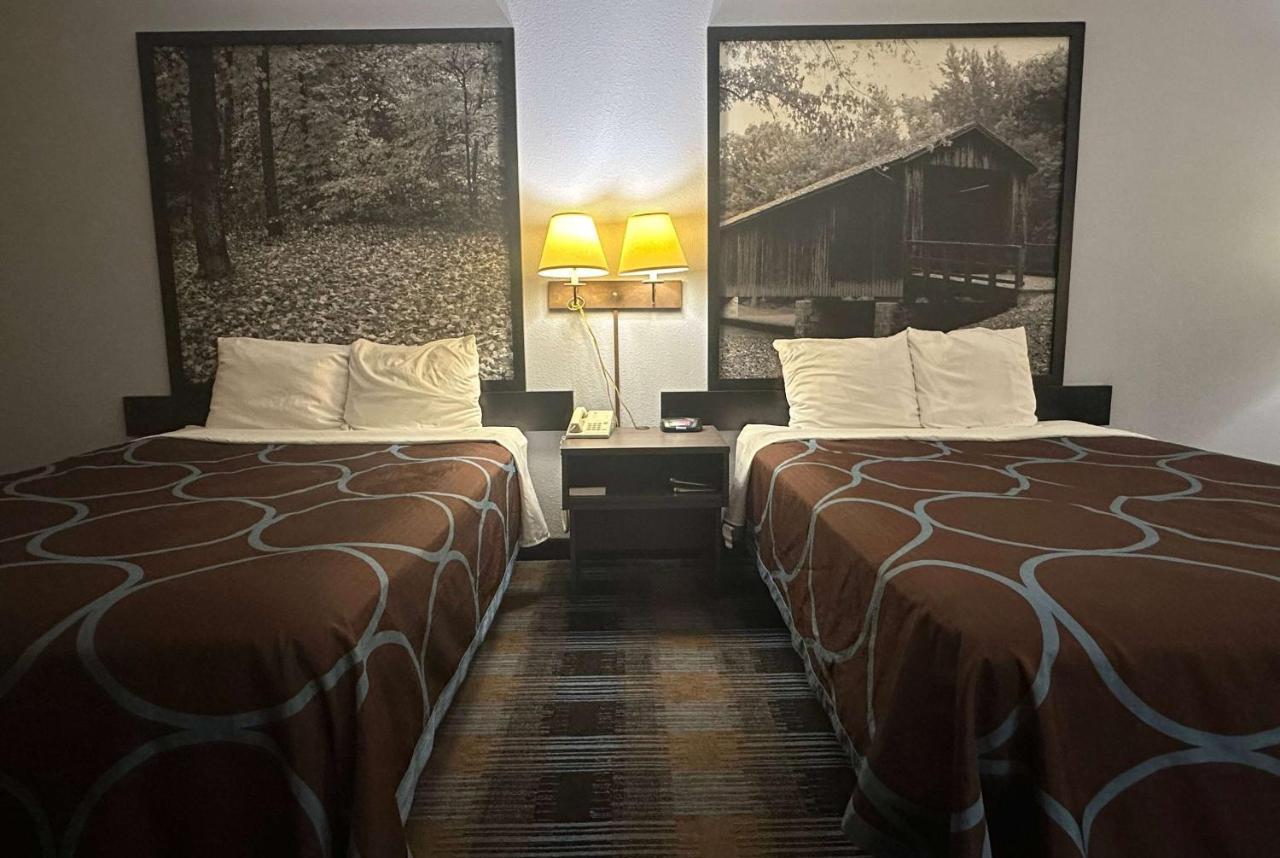 Super 8 By Wyndham Columbia East Hotel Eksteriør billede