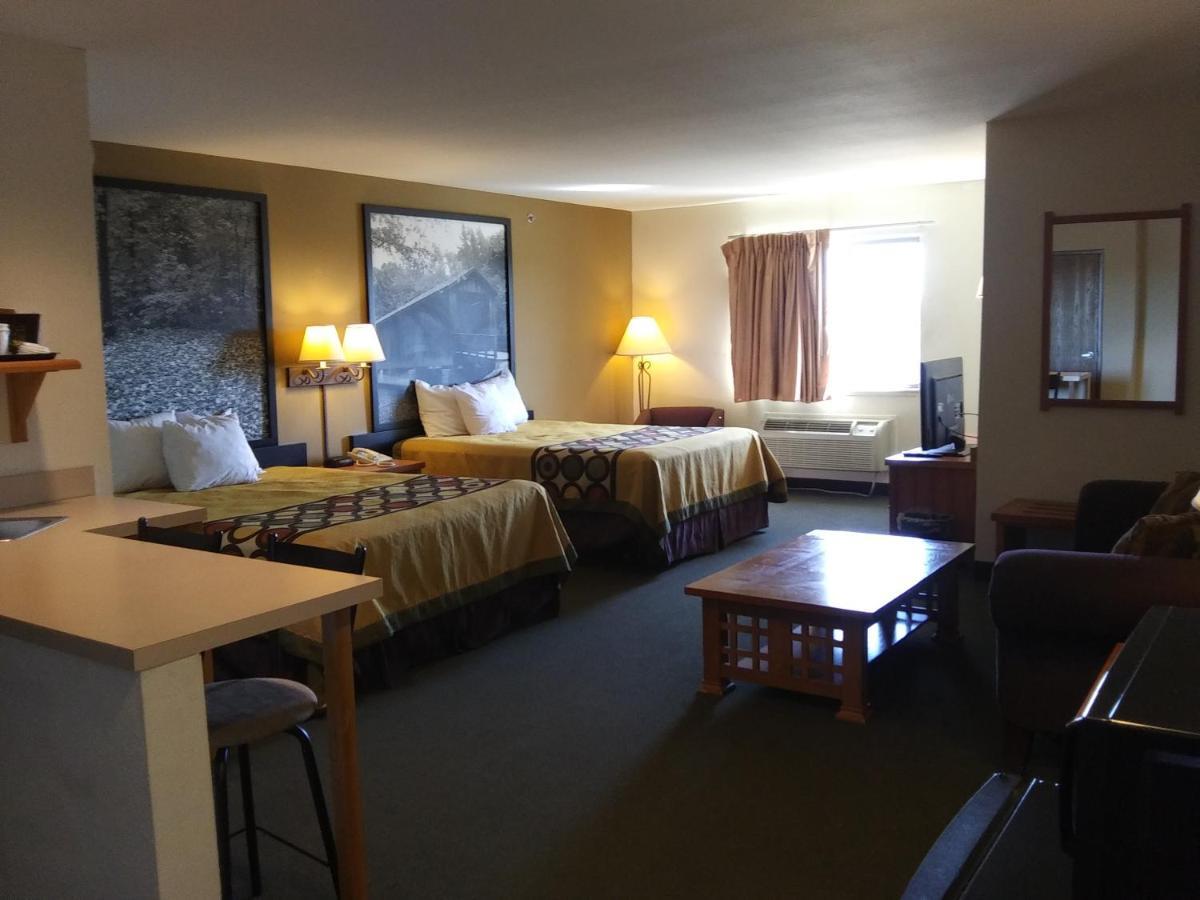 Super 8 By Wyndham Columbia East Hotel Eksteriør billede